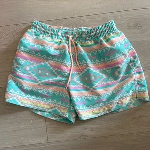 Mens chubbies size M